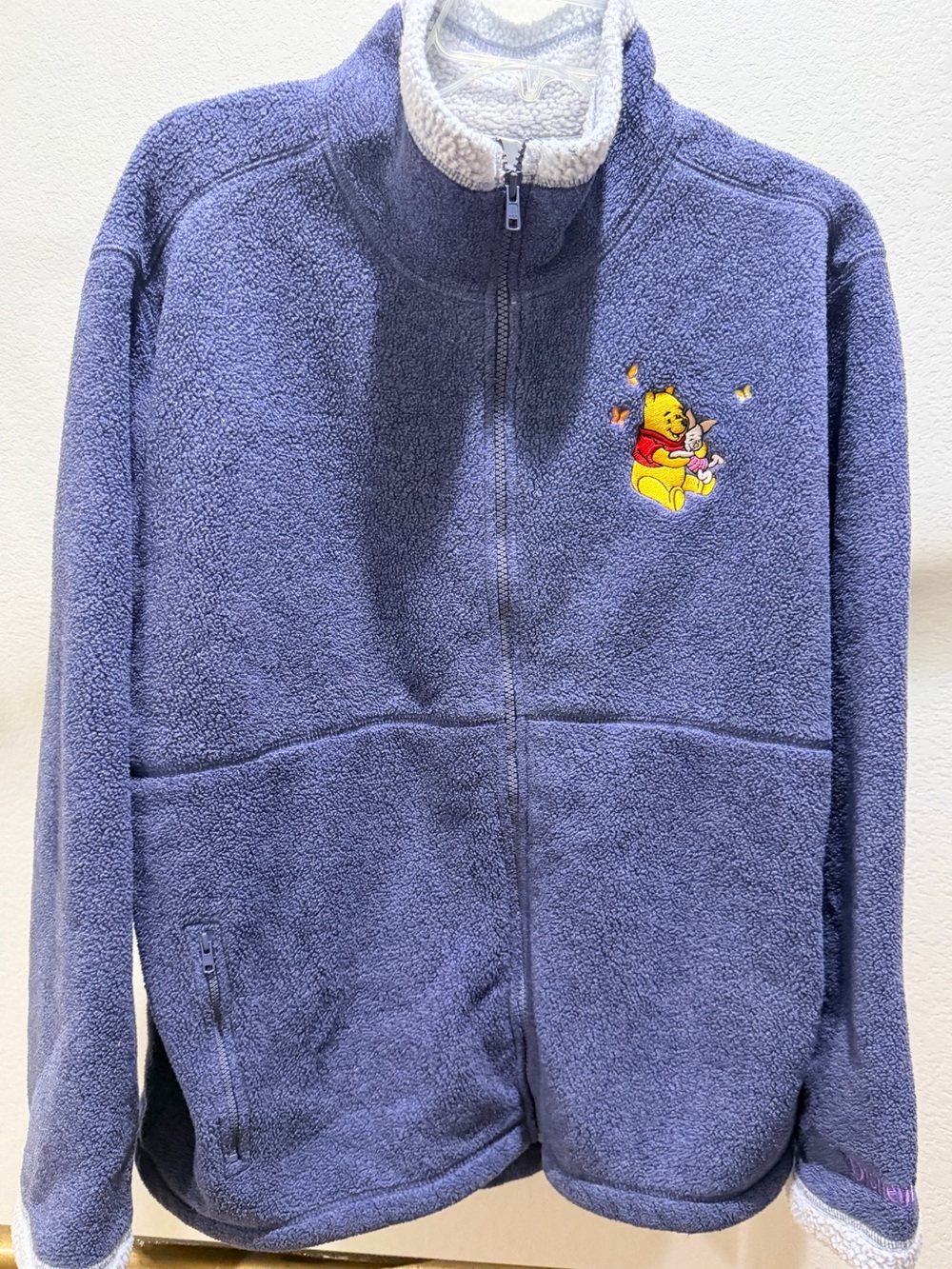 Vintage 90s Disneyland Resort Winnie the Pooh Embroidered Fleece - Women’s XL